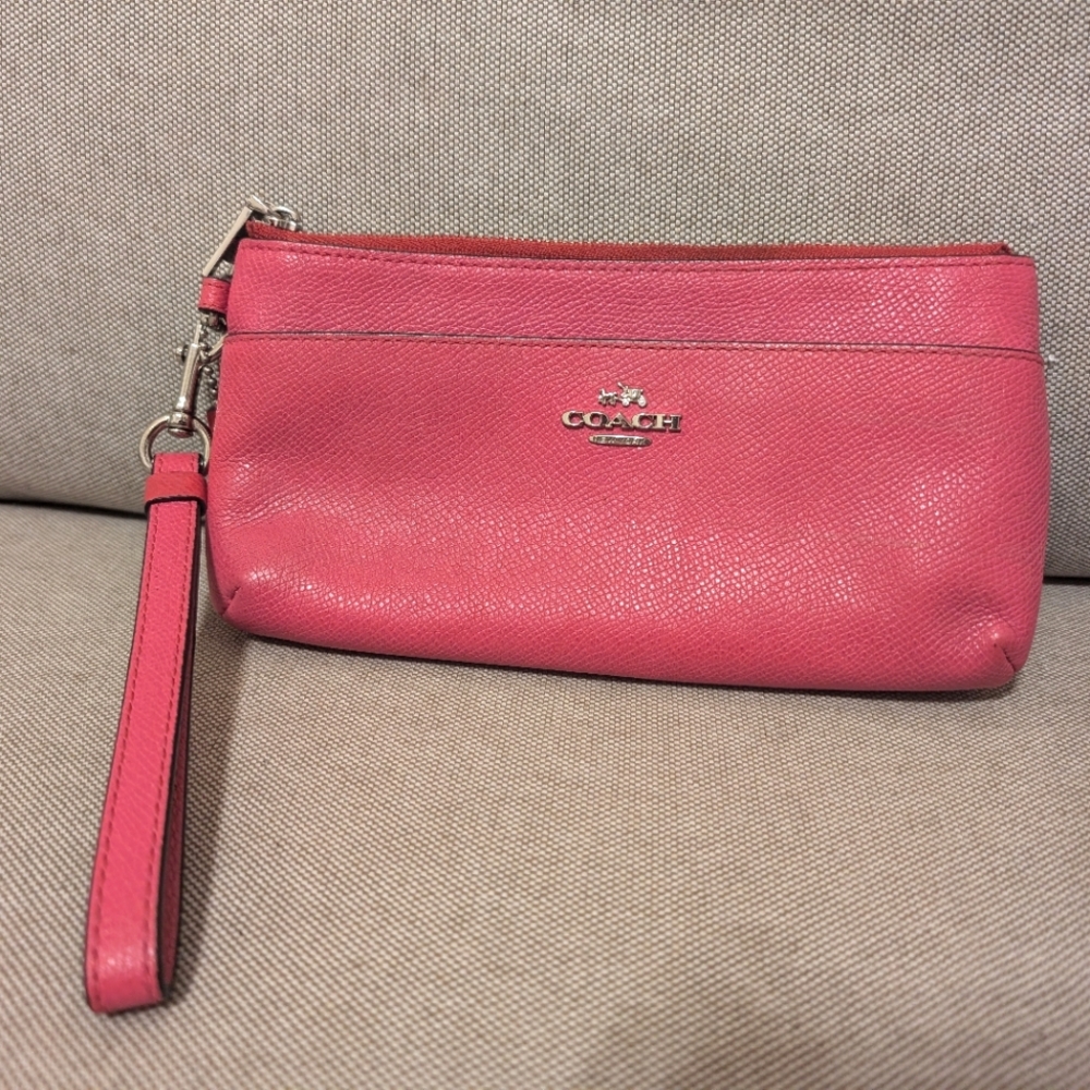 Hot Pink Coach Wristlet / Clutch / Wallet Handbag Mini Small